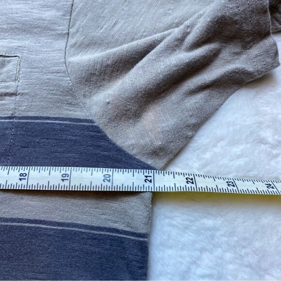 Prana Breyson Gray Stripe V-Neck T-Shirt 100% Organic Cotton Size Medium - Picture 7 of 9